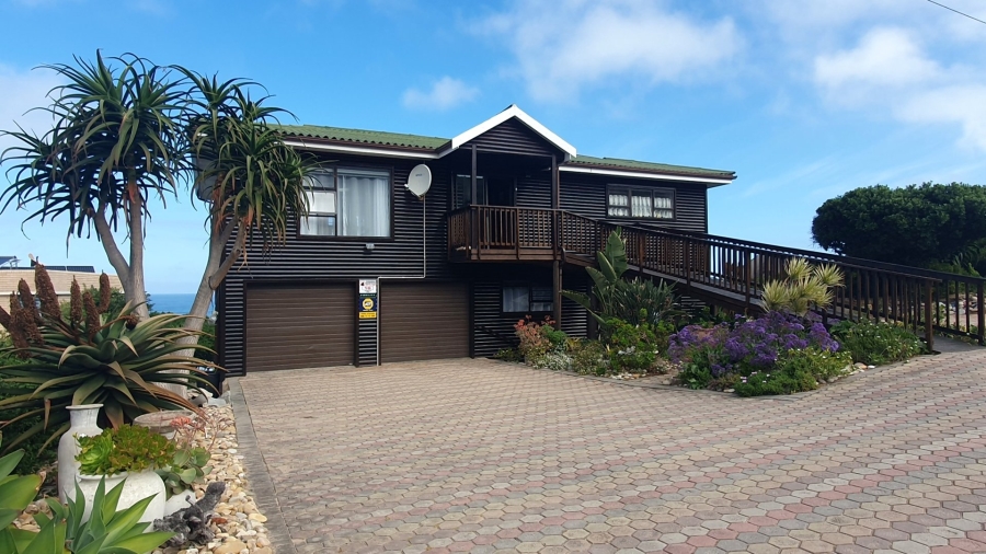 4 Bedroom Property for Sale in Dana Bay Western Cape